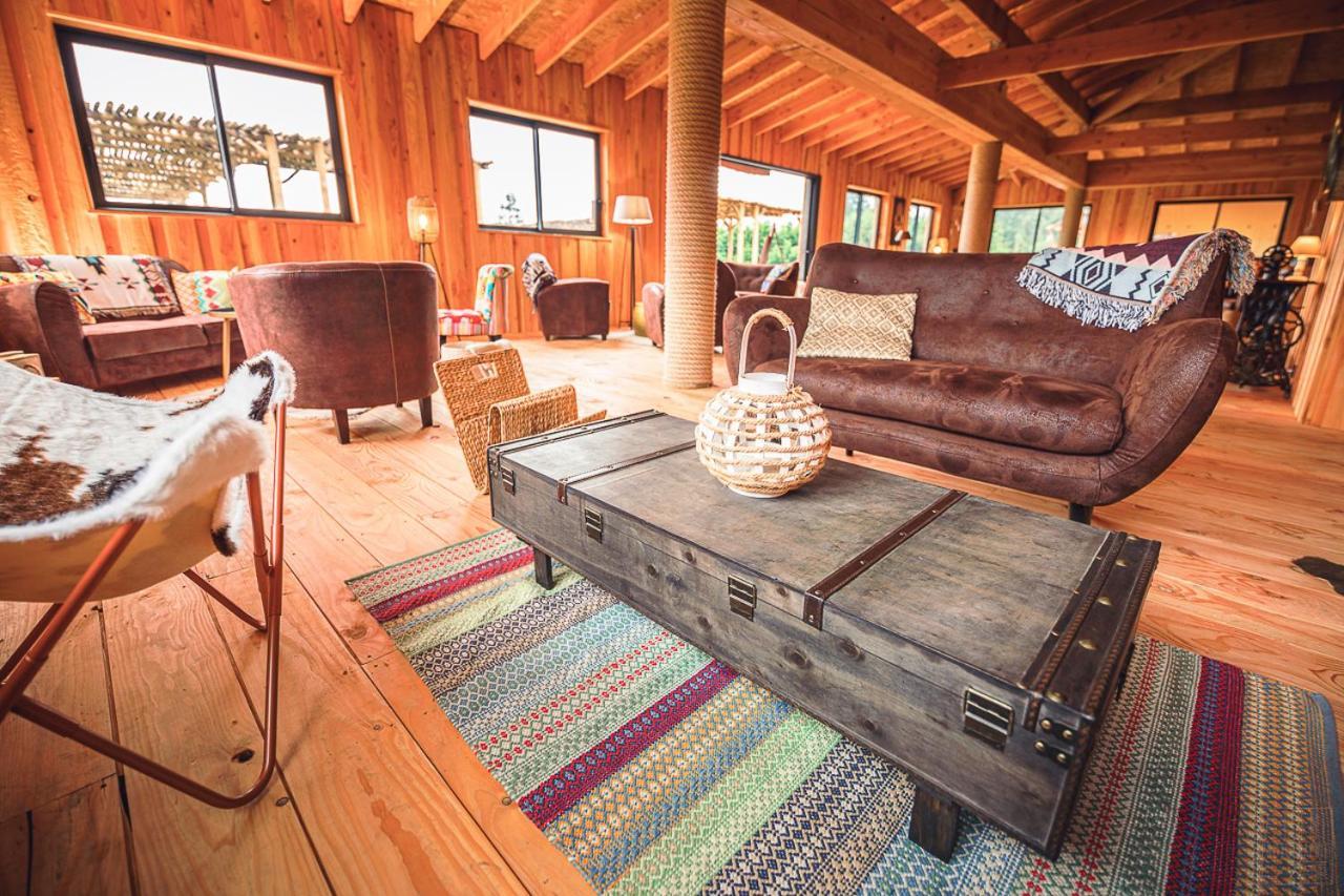 Domaine De La Vitarelle Glamping Villaniere Экстерьер фото