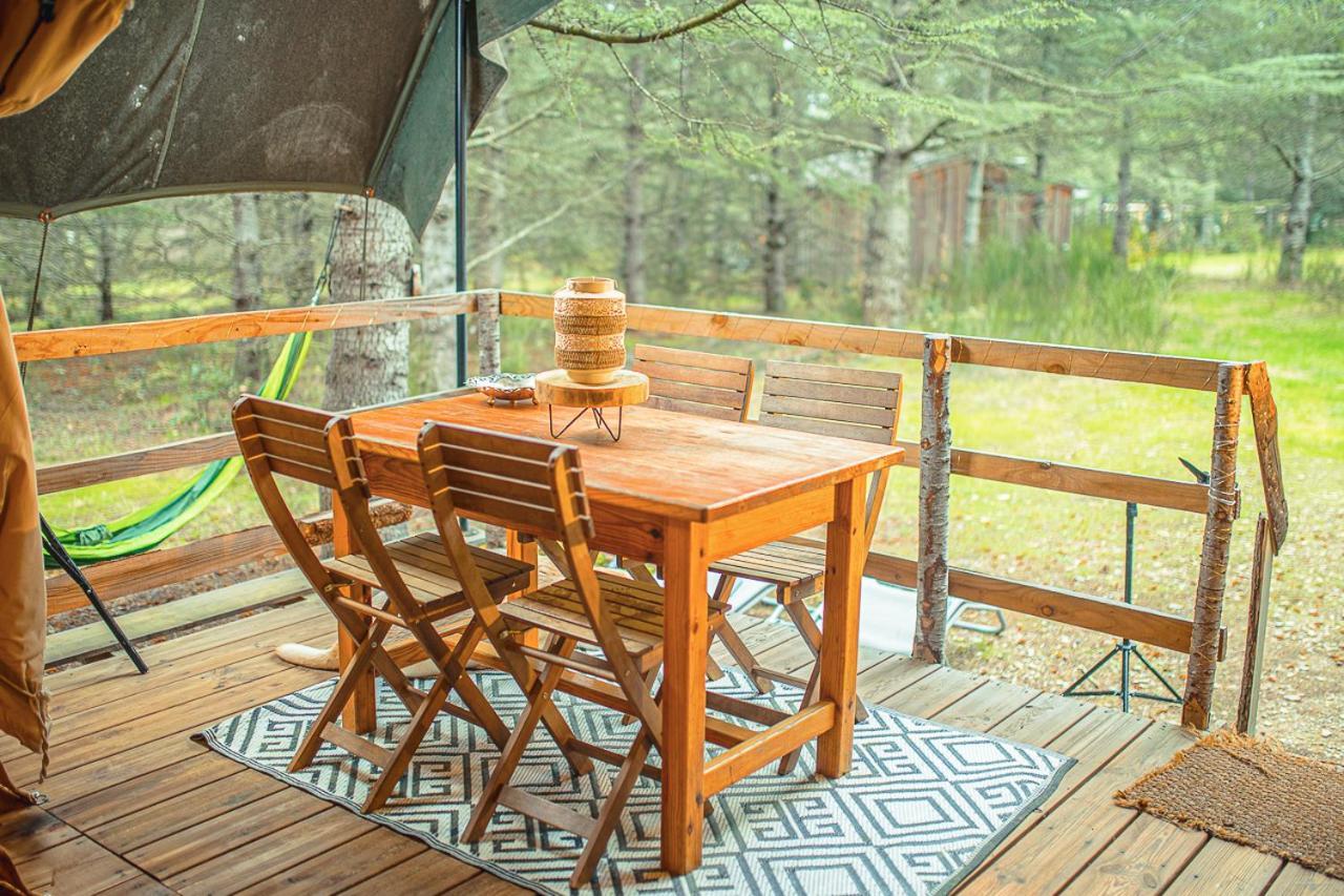 Domaine De La Vitarelle Glamping Villaniere Экстерьер фото