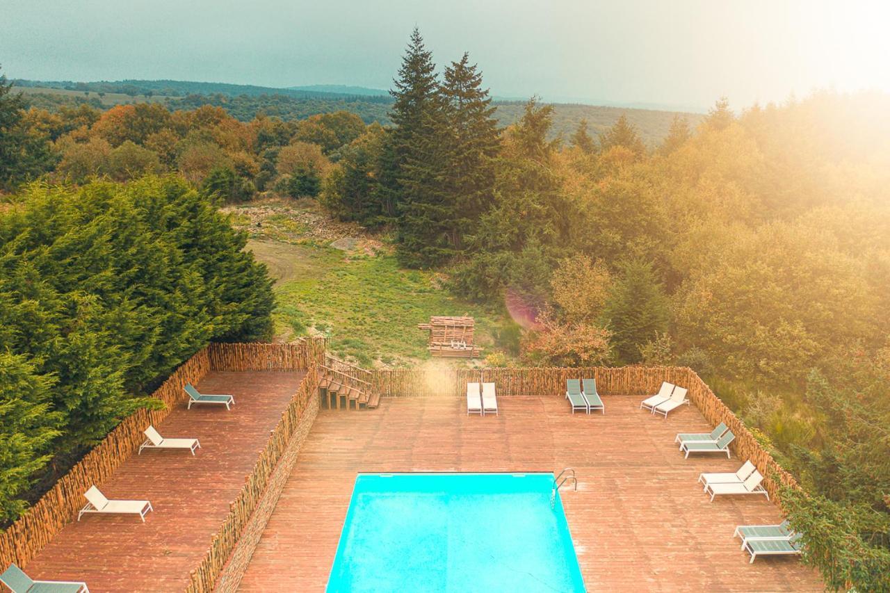 Domaine De La Vitarelle Glamping Villaniere Экстерьер фото