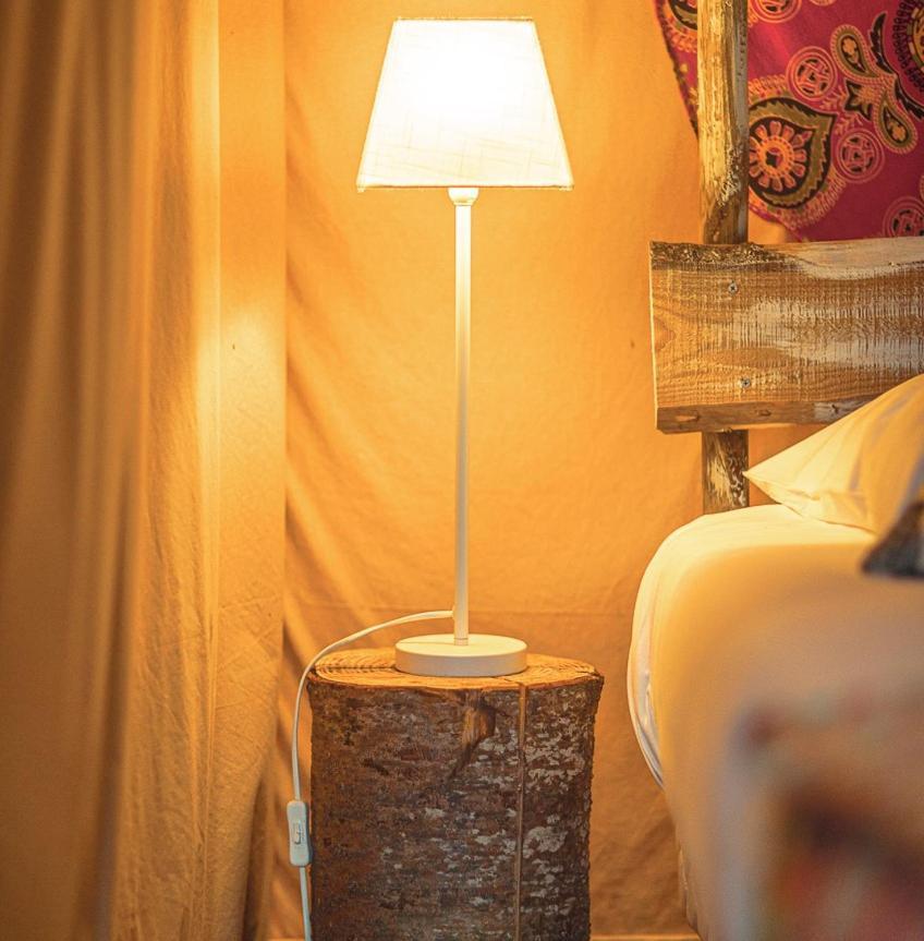 Domaine De La Vitarelle Glamping Villaniere Экстерьер фото