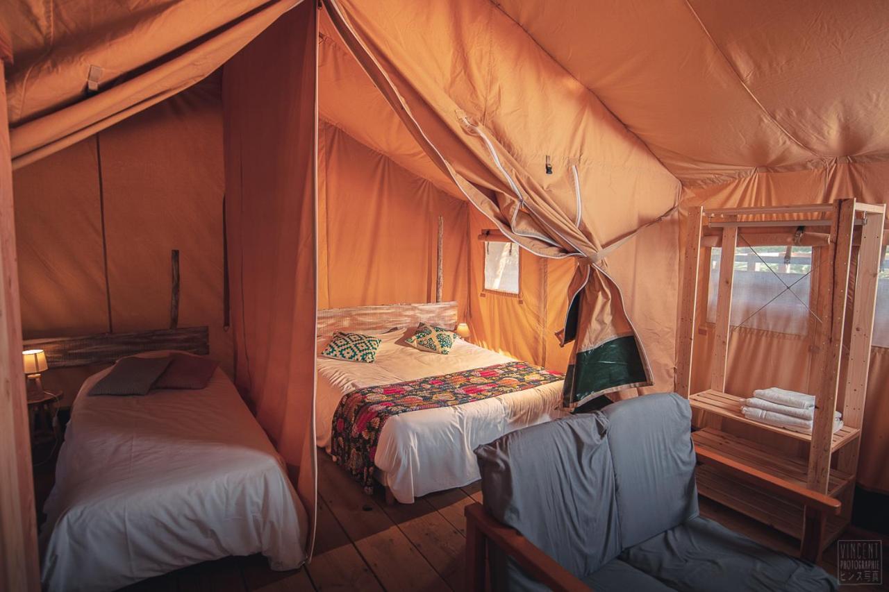 Domaine De La Vitarelle Glamping Villaniere Экстерьер фото